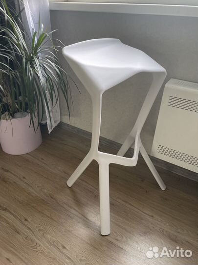 Барный стул дизайнерский