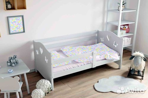 Кроватка из натурального дерева от 2х лет высокий