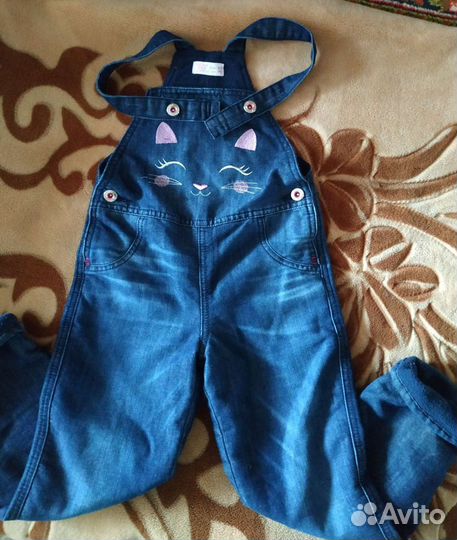 Джинсовый комбинезон для девочки
