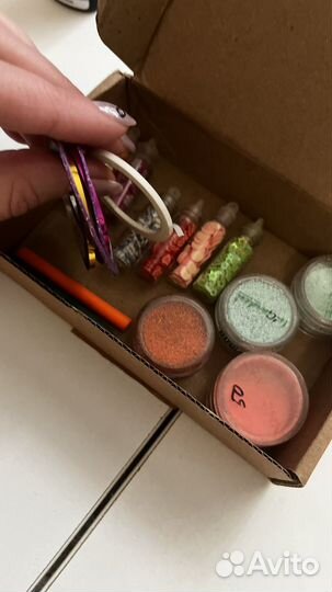 Для дизайна ногтей и базы