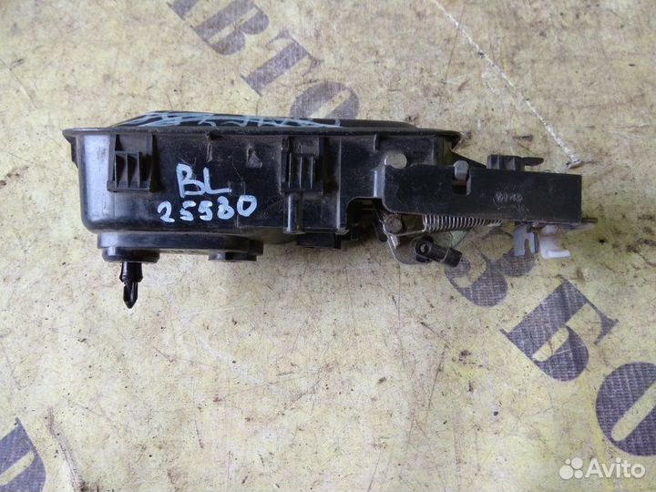 Ручка внутренняя двери задней левой Honda Civic 4D