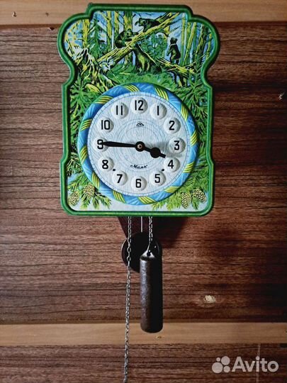 Часы настенные гиревые ходики Утро в сосновом лесу