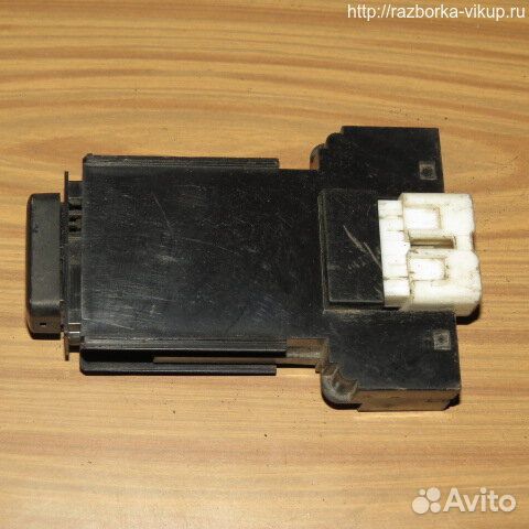 Кнопка рециркуляции воздуха салона Toyota Camry V2