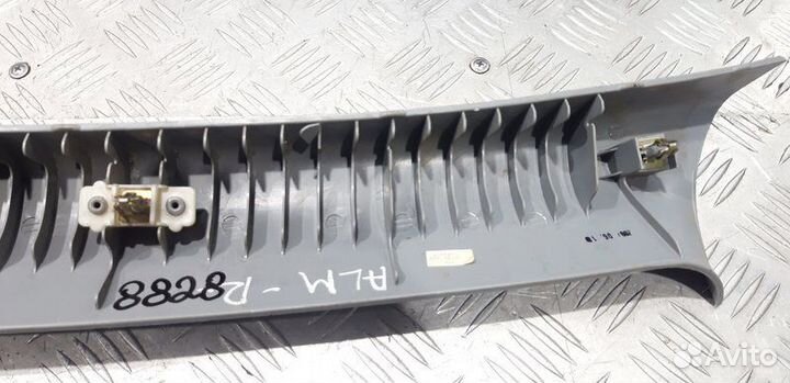 Обшивка передней левой стойки Almera Classic B10