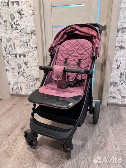 Прогулочная коляска carello bravo