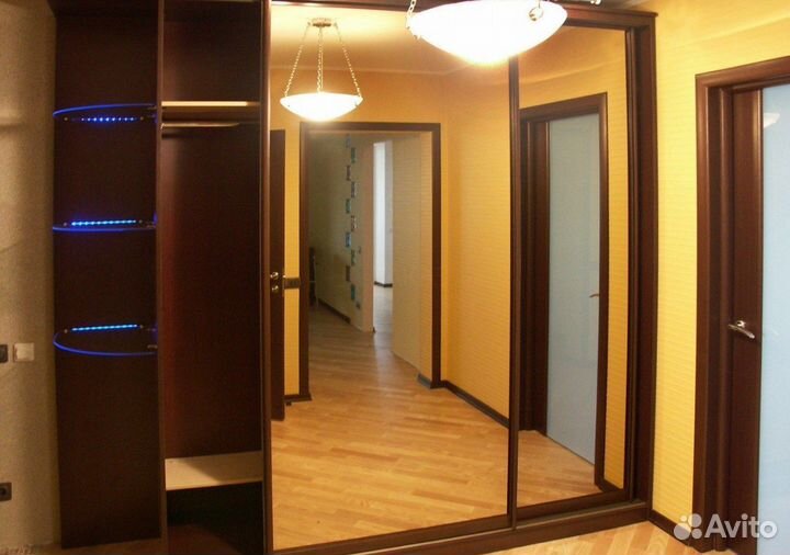 Шкаф в прихожую индивидуальный подход