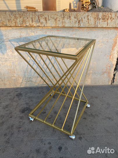 Стол под торт