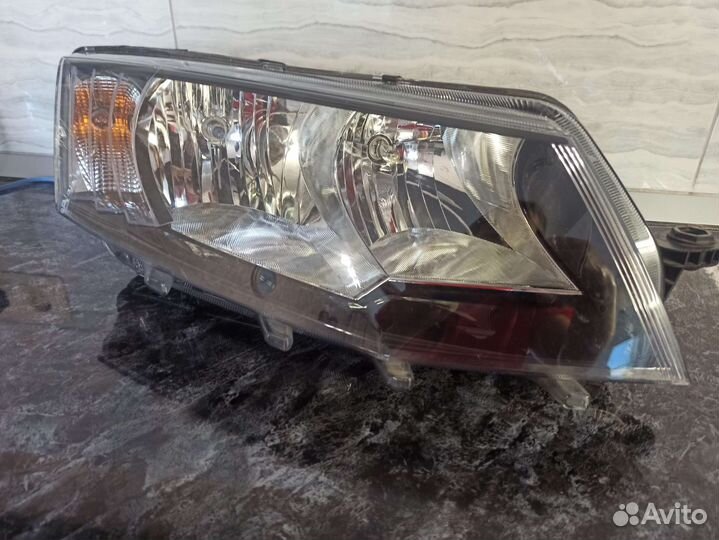 Фары на skoda octavia a7