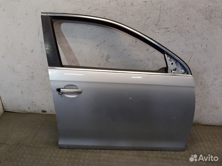 Дверь правая передняя Volkswagen Jetta 5