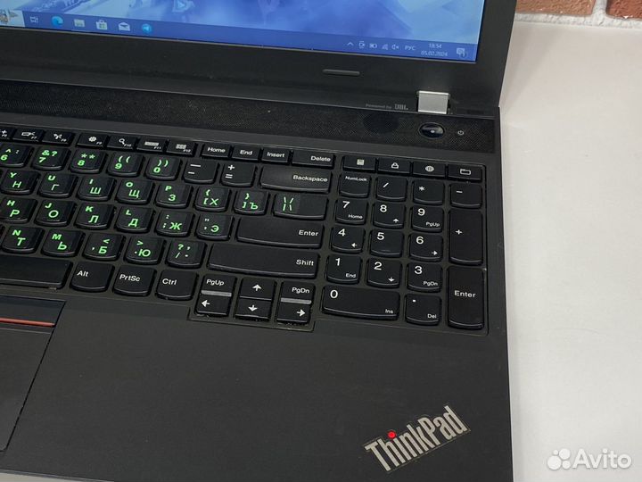 Ноутбук игровой Lenovo i5-6gen\16gb\R7m370-2gb