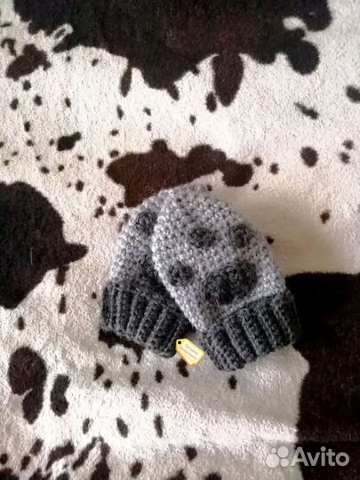 Варежки и шапочка. зимний комплект