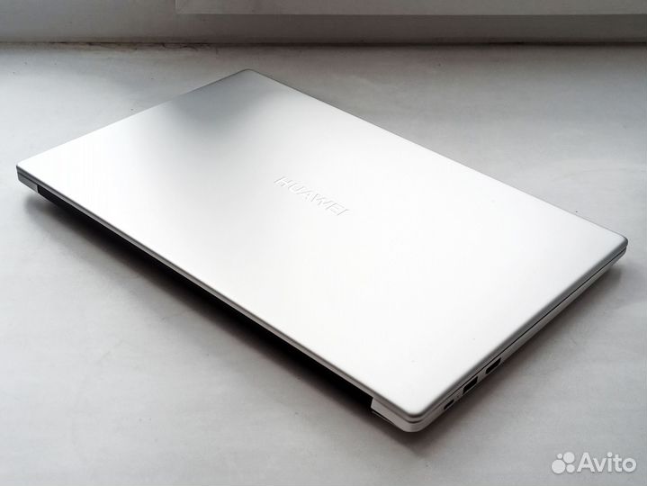 Huawei Matebook D15 / Ryzen 5 / SSD 512gb / FHD