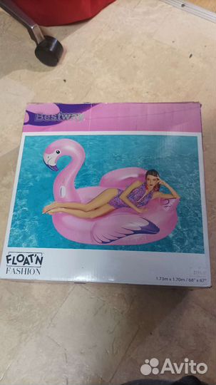 Надувной фламинго