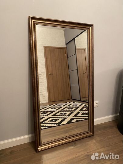 Зеркало с рамой