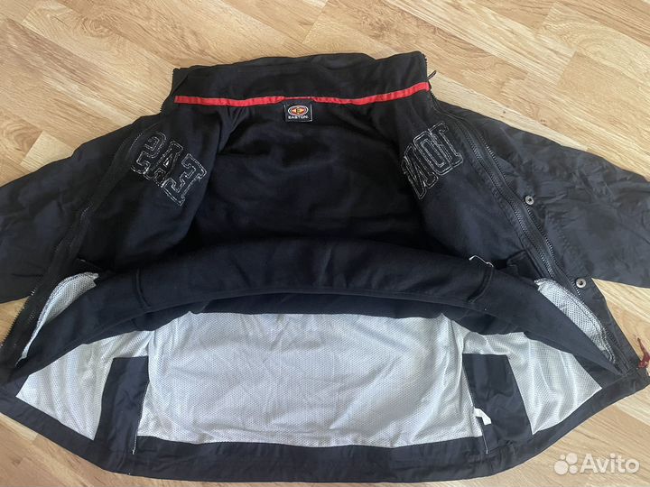 Куртка демисезонная для мальчика easton 140 Новая