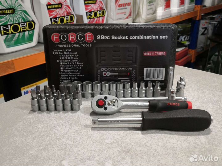 Набор 1/4 инстр. с 6-ти гран головками 29 пр force