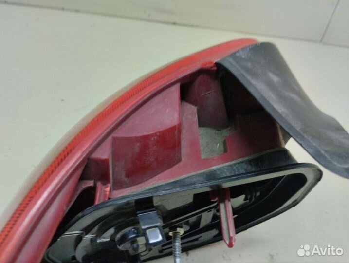 Фонарь задний правый Peugeot 206 1998-2012