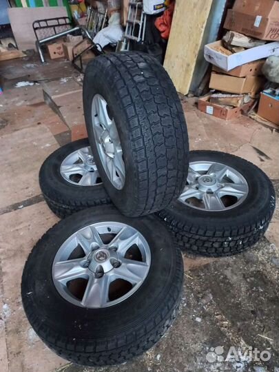 Goodyear Aquatred 275/65 R17