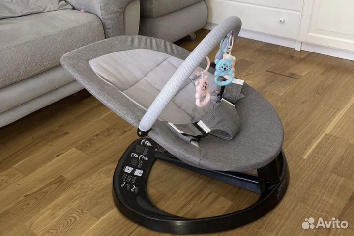 Шезлонг детский