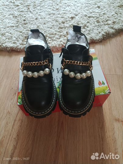 Лоферы, ботинки