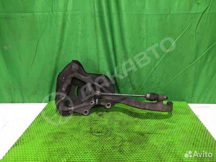 Поворотный кулак правый Mercedes-Benz S W221