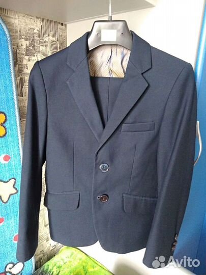 Школьный костюм