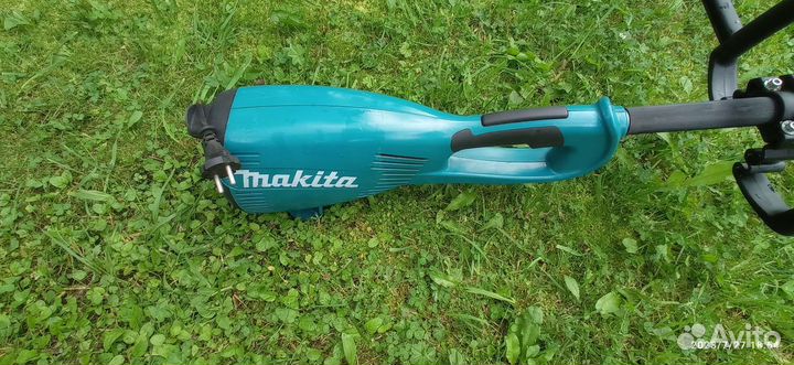 Триммер электрический makita
