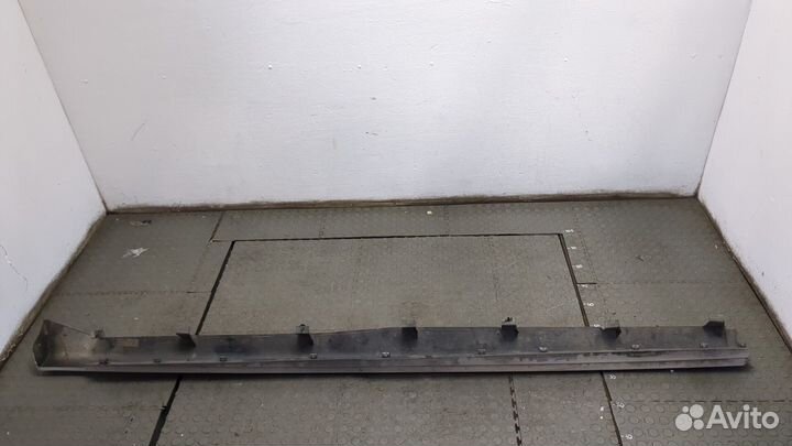 Накладка на порог правая передняя Dodge Grand Caravan