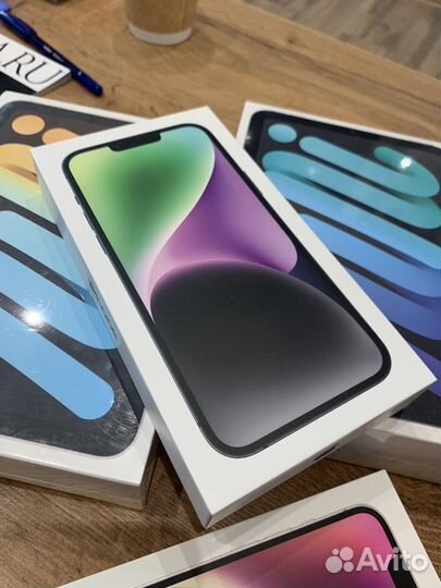 iPhone 14 Plus 128GB новый черный