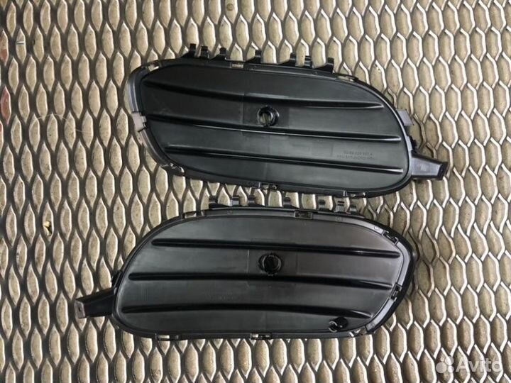 Решетка бампера передняя Mercedes-Benz Gla X156