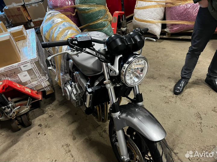Honda CB900F Hornet