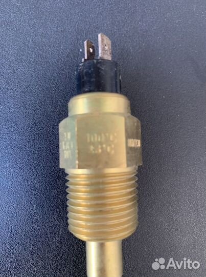 Датчик температуры охлаждающей жидкости