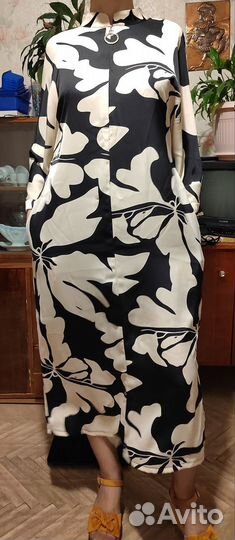 Шелковое новое платье