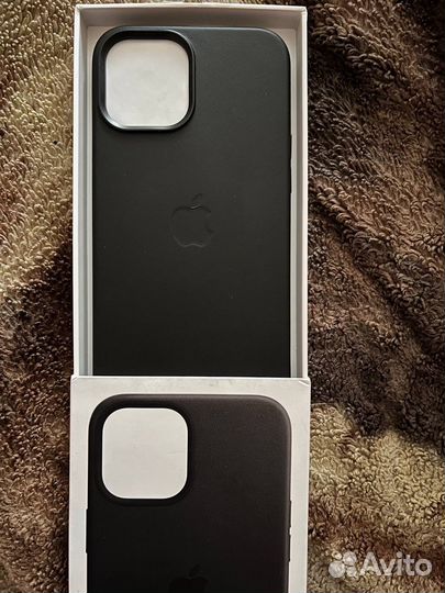 Apple Leather Case with MagSafe iPhone 12 Pro Max