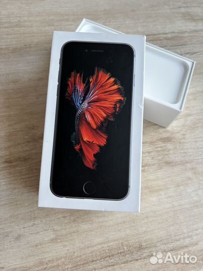 iPhone 6S, 16 ГБ