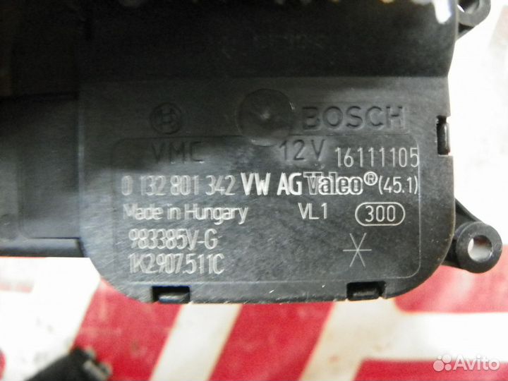 Моторчик заслонки отопителя Skoda Octavia