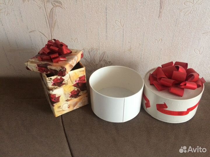 Подарочные коробки