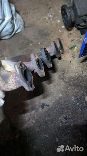 Выпускной коллектор 2.3 AAR 054129592A 054129592