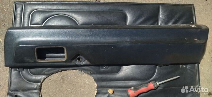 Батоны дверей Волга