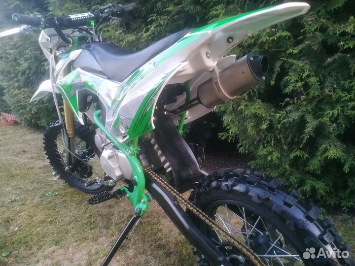 Продаю питбайк sssr Atom 125