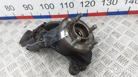 Ступица передняя левая land rover freelander 2 (BK