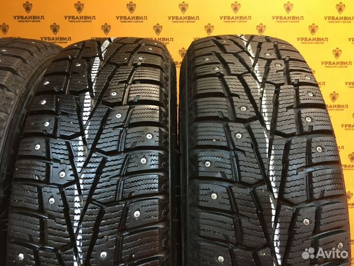 Roadstone Winguard WinSpike 205/70 R15 96T