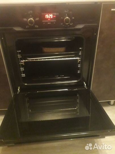 Духовой шкаф