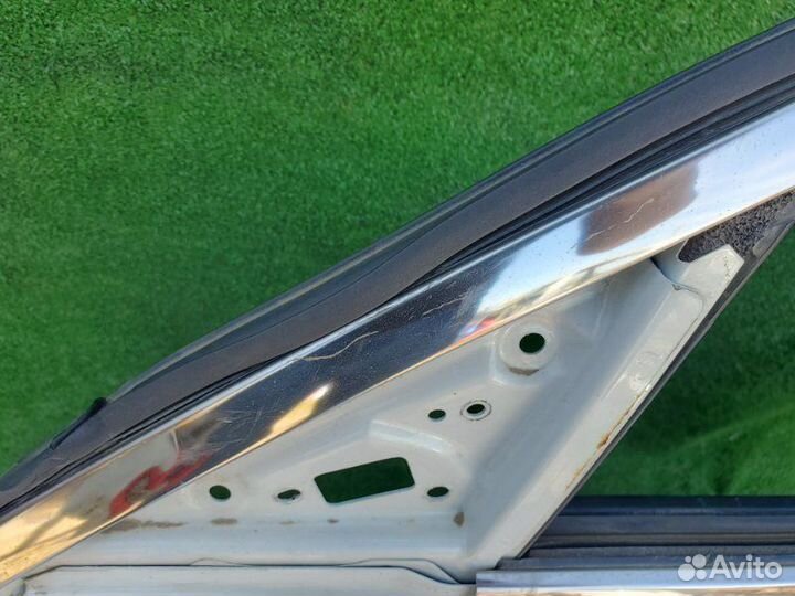 Молдинг стекла передний левый Infiniti G25 V36