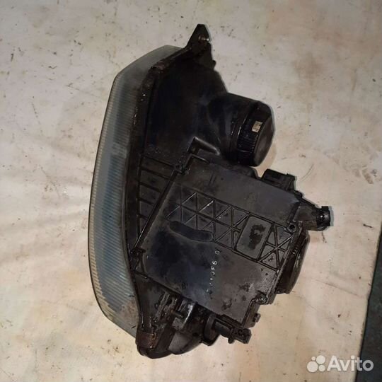 Фара правая Alfa Romeo 156 до рест