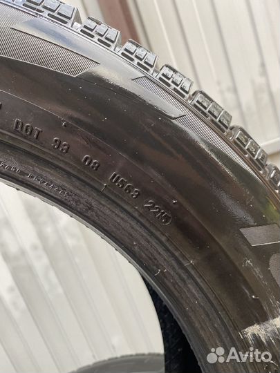 Pirelli Ice Zero FR 235/55 R19 105