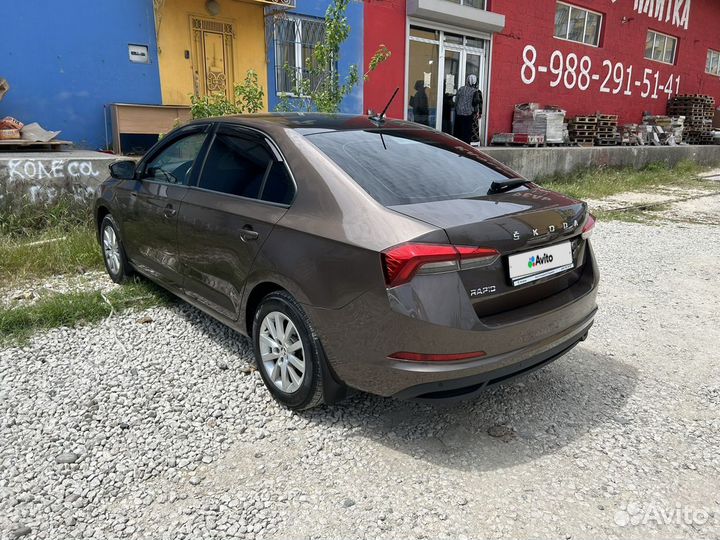 Skoda Rapid 1.6 AT, 2021, 45 000 км