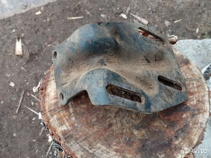 Кронштейн гидроусилителя руля