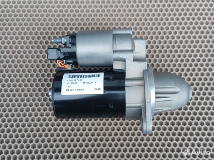 Стартер bosch для двс типа N52/54 BMW 0001107527