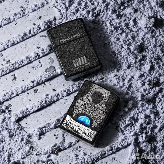 Zippo 2019 Collectible of the Year 50 Moon Landing